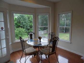3rd image of 219 Ennisbrook Dr SE
