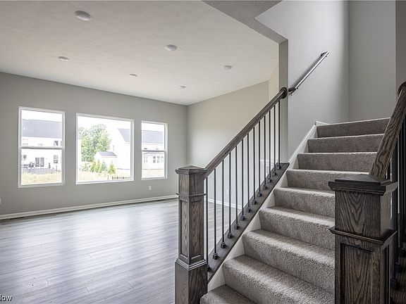 5th image of 10714 Bakers Creek Ln