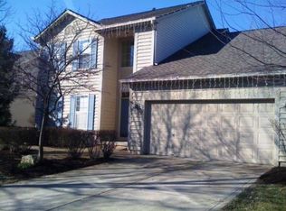 359 Aylesbury Dr W, Westerville, OH 43082