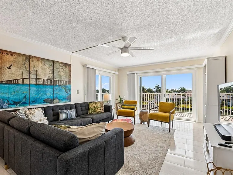 719 Pinellas Bayway S #301 — Photo 21