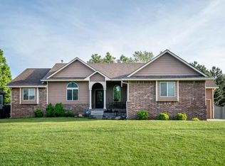 2602 W Timbercreek St, Wichita, KS 67204