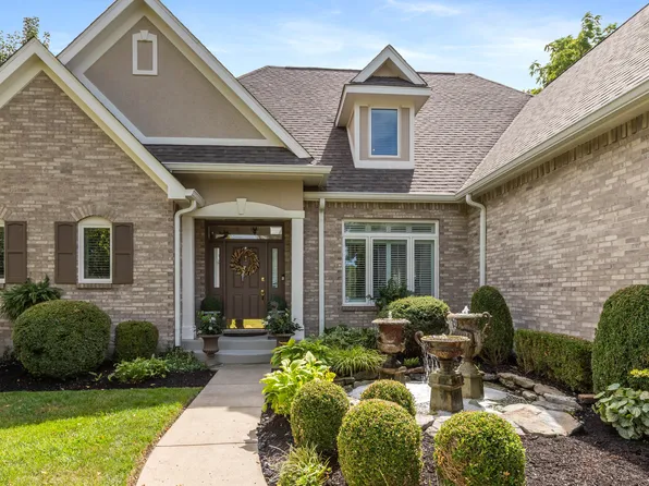 10224 Watercrest Dr, Fishers, IN 46038