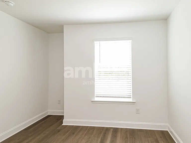 4044 Williams Road Ext — Photo 15