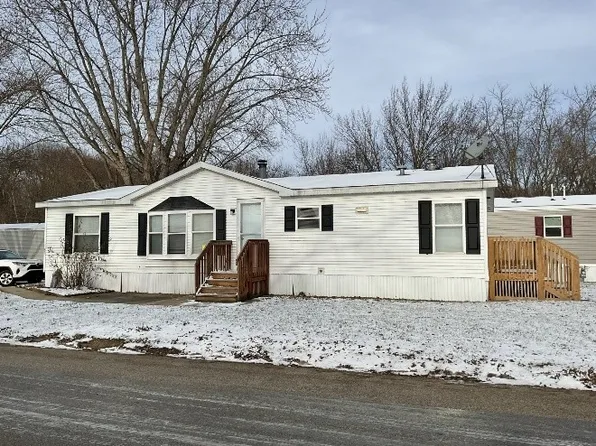 54152 Ash Rd #45, Osceola, IN 46561