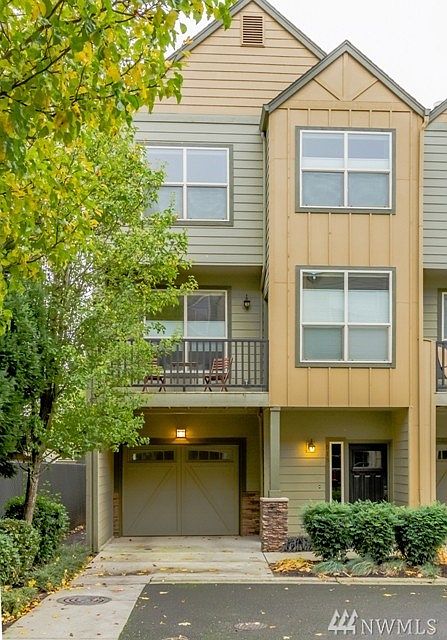 1st image of 615 NE 85th Cir