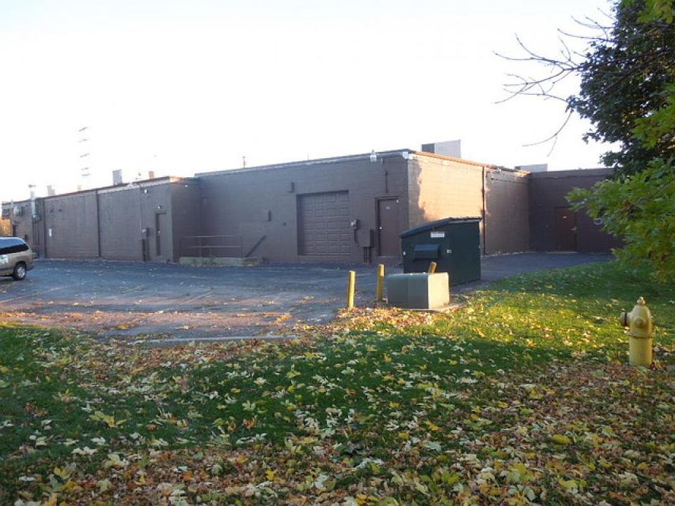 2nd image of 299 S Schmidt Rd