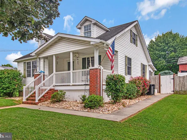 315 College Ave, New Windsor, MD 21776