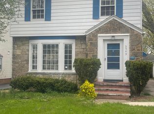 3549 Saint Albans Rd, Cleveland Heights, OH 44121