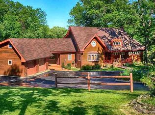 33 Gibbons Ln, New Paltz, NY 12561