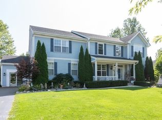1407 Blume Dr, Elgin, IL 60124