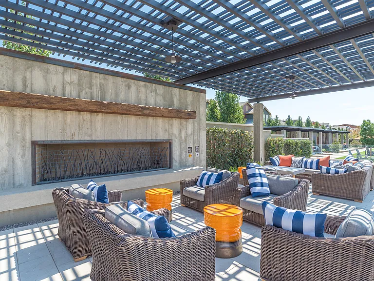 849 Tranquility Cir #4 — Photo 32