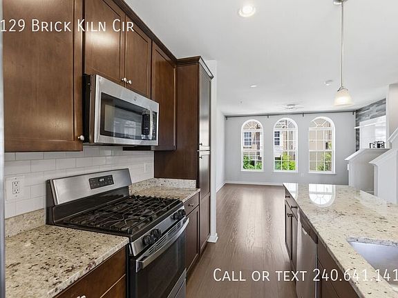 3rd image of 7129 Brick Kiln Cir