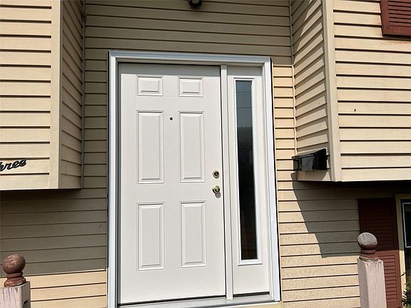 2nd image of 223 Cyndy St
