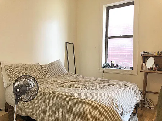 Rented by Yup Realty LLC | media 17