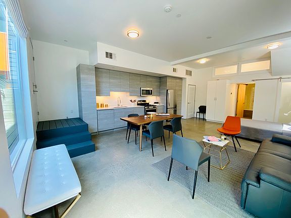 5th image of 8740 Venice Blvd Unit 1/2