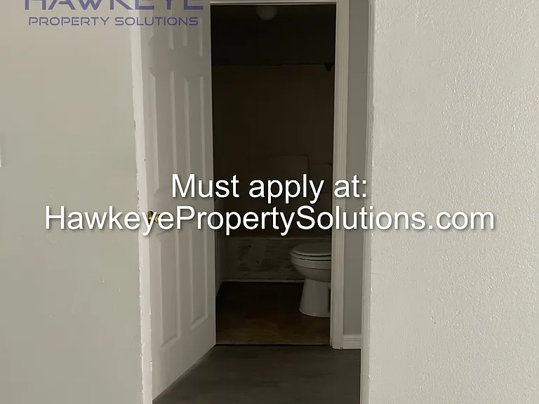 409 Senate St — Photo 5