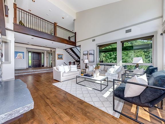 4th image of 41155 Rockridge Pl