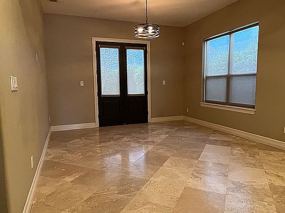 3rd image of 4701 Ben Hogan Ave