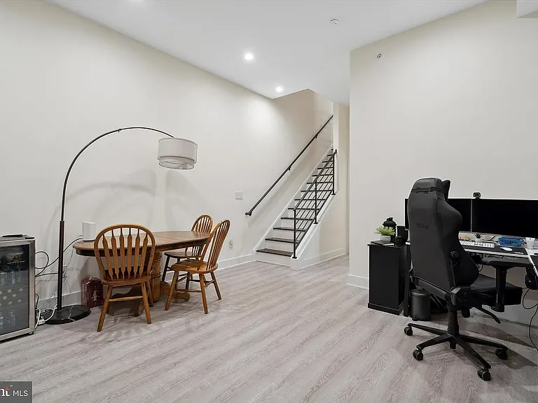 1218 N Orkney St #1 — Photo 17