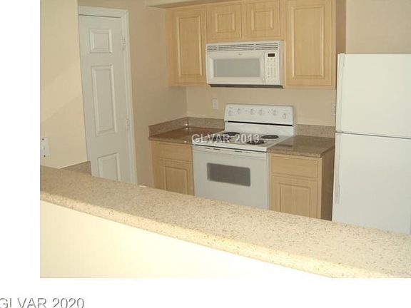 5th image of 8000 W Badura Ave #2095