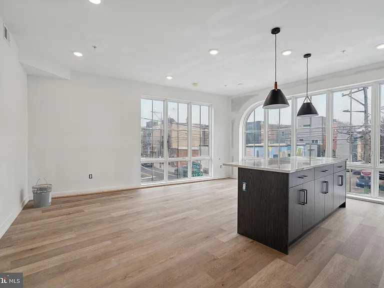 1828 Frankford Ave #303 — Photo 4