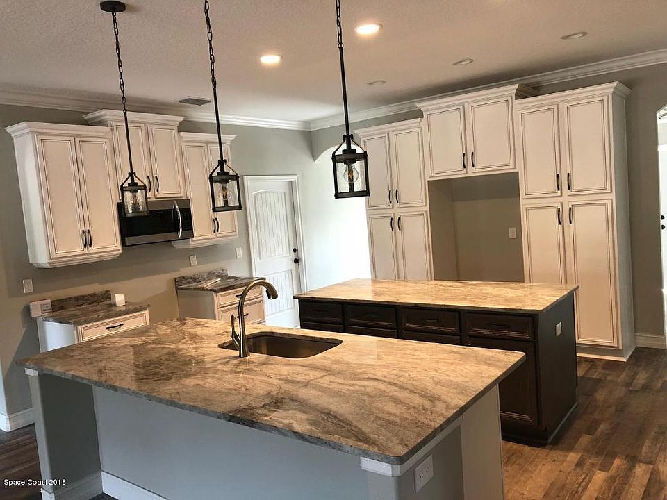 2nd image of 3930 Richy Rd