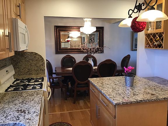 3rd image of 10532 S Aspen Dr