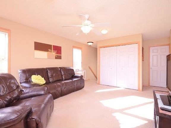 3rd image of 13493 Brick Path