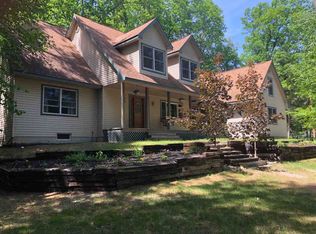 6110 Link Blvd, Indian River, MI 49749