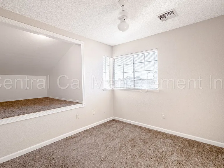 8004 Rushing River Ct — Photo 16