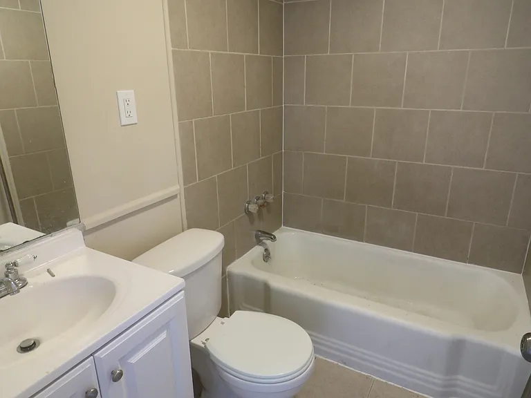 40 Mitchell St #2 — Photo 11