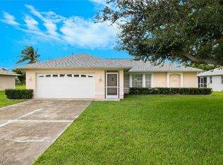 310 SE 22nd Ter, Cape Coral, FL 33990