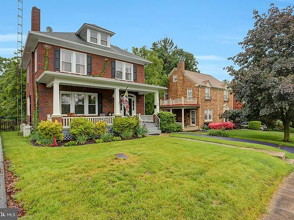 4th image of 40 McKee Ave
