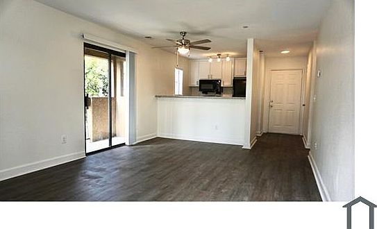 4th image of 15716 Crestwood Dr #450