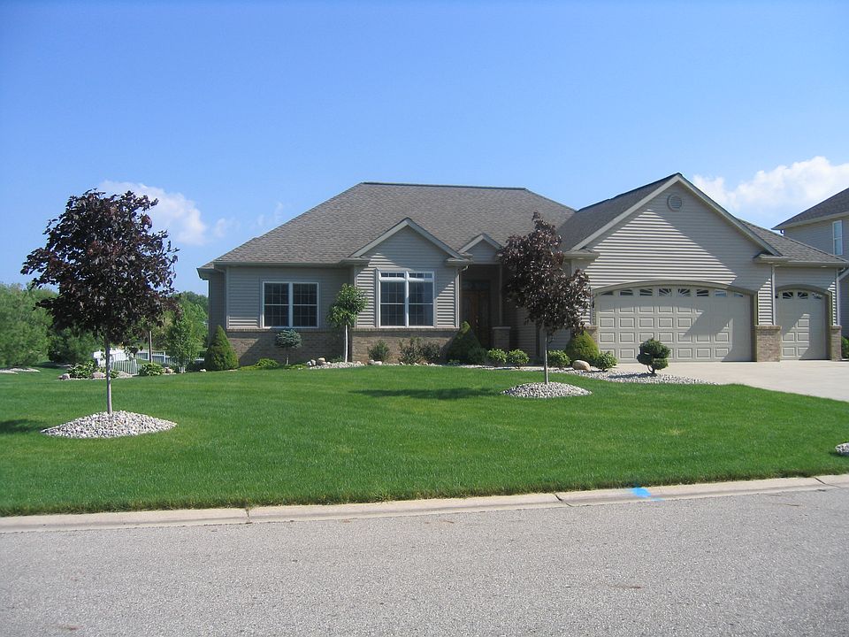 1st image of 10699 Moose Ct