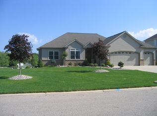 10699 Moose Ct, Zeeland, MI
