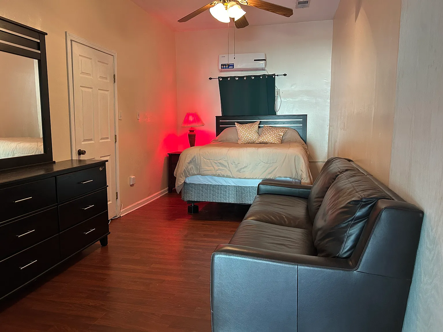 5310 Venus St — Photo 3