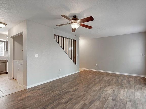5th image of 13907 Village Terrace Dr