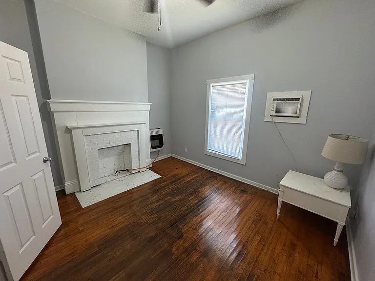 403 Egan St — Photo 7