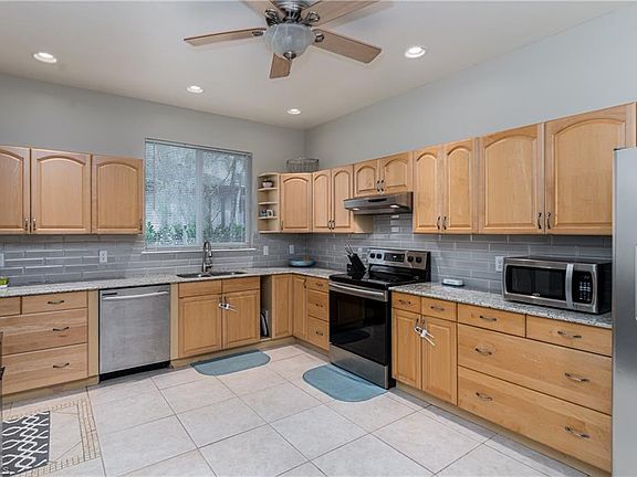 5th image of 10681 Ankeny Ln