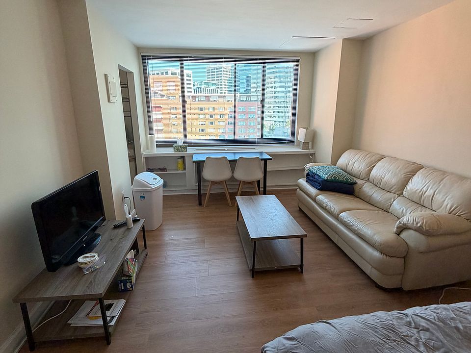 overall view of the apartment