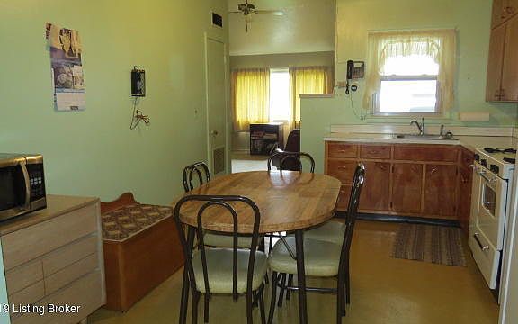 4th image of 6910 Welford Ave
