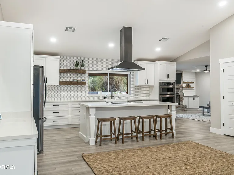 1641 W Evans Dr — Photo 16
