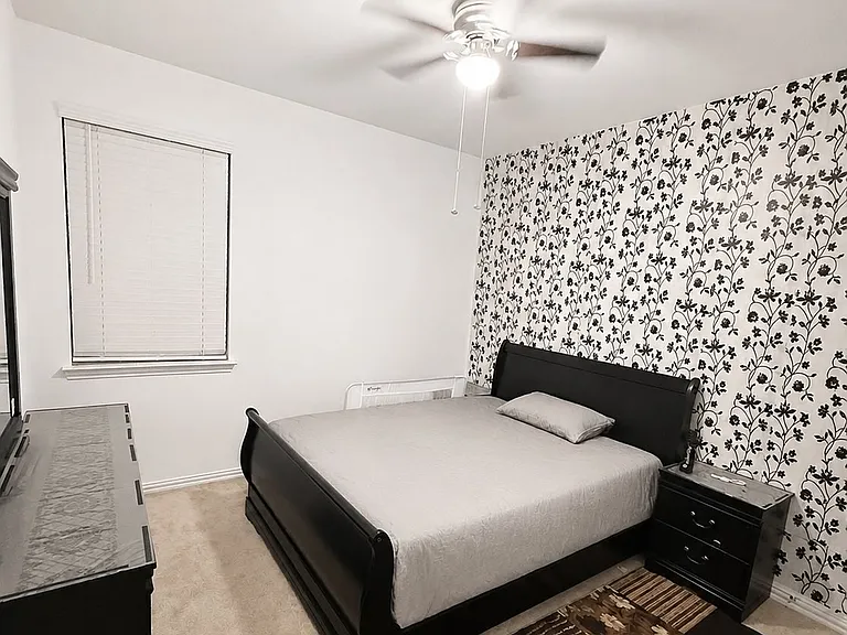 8432 Butterfly Ln — Photo 15