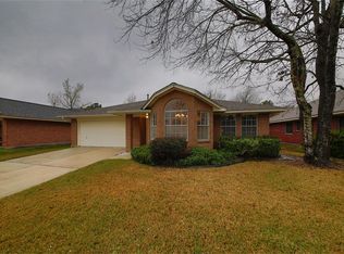 2306 Sherwood Hollow Ln, Kingwood, TX 77339
