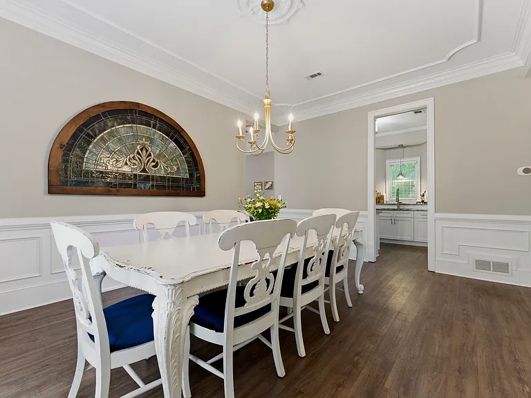 3052 Trafalgar Way — Photo 17