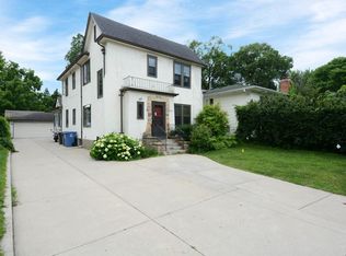 145 Diamond Lake Rd W, Minneapolis, MN 55419