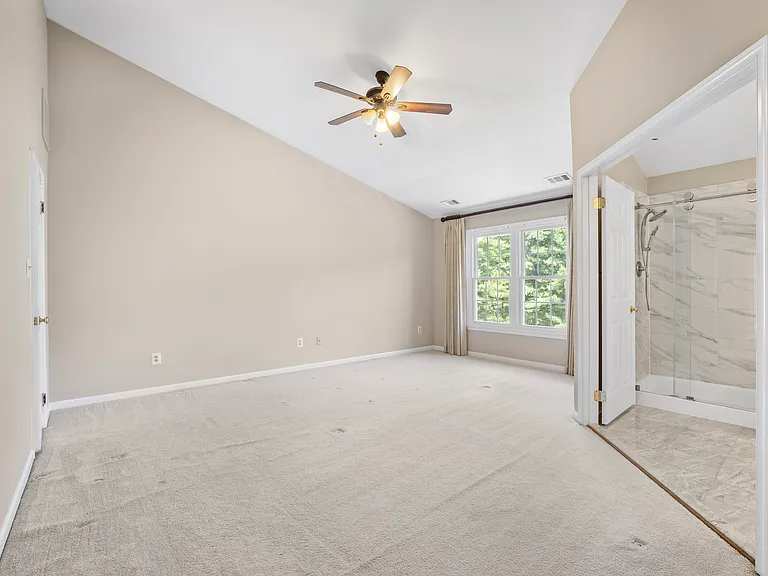 10186 Castlewood Ln — Photo 18