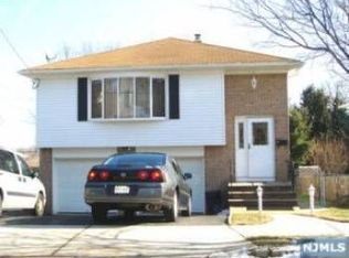 82 Columbia St, Wood Ridge, NJ 07075