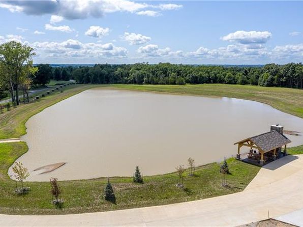 161 SW 11th Rd, Warrensburg, MO 64093